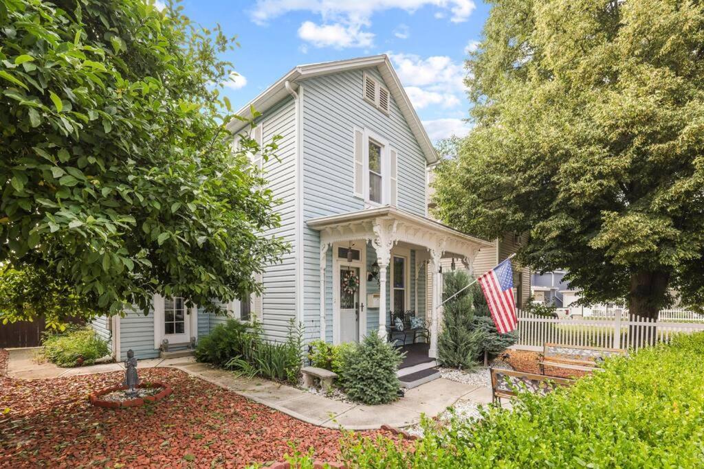 Charming Victorian Home - 2 Minutes To Downtown Λάνκαστερ Εξωτερικό φωτογραφία